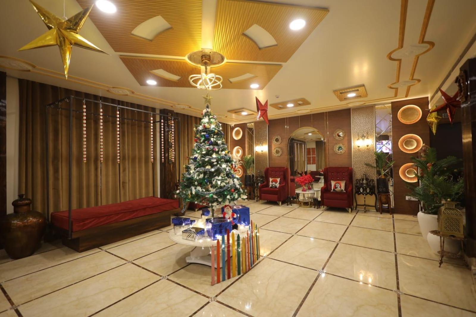 โรงแรม ชีทาล รีเจนซี่ มถุรา ภายนอก รูปภาพ
